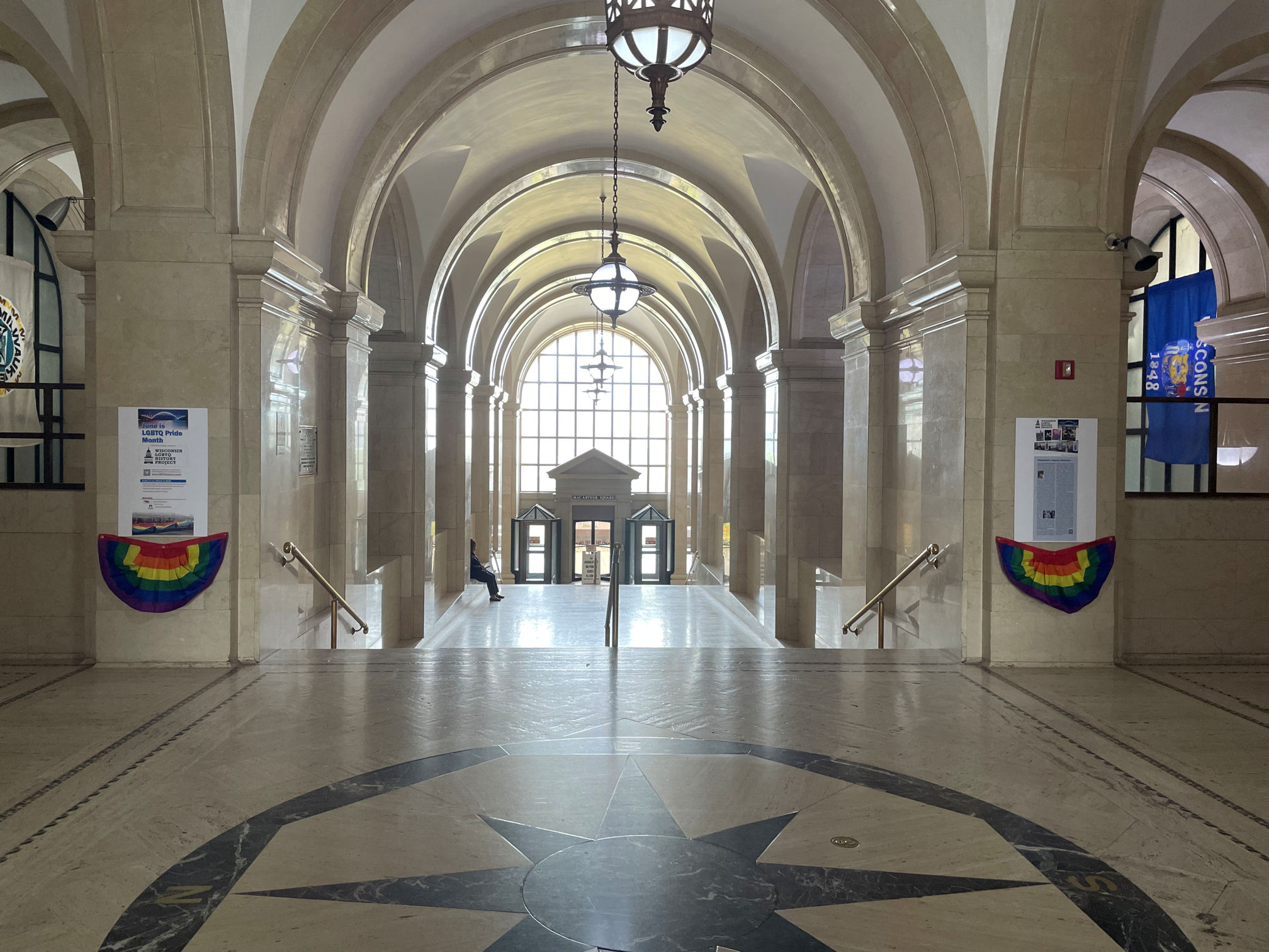 View of center of Courthouse Rotunda (first floor center) /