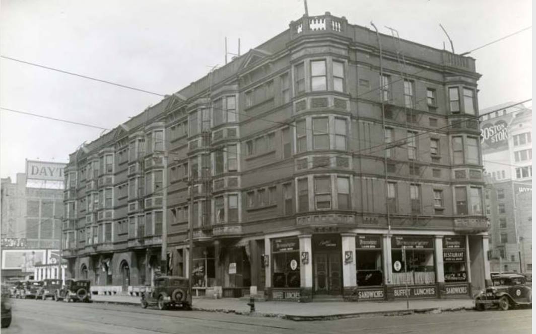 The building at Michigan and 5th Street, around 1933.
